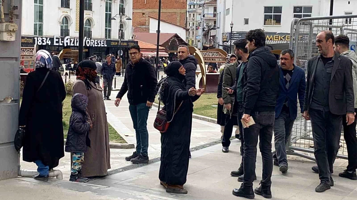 Elazığ\'da Dilenci Zabıta Ekiplerinden Kaçtı