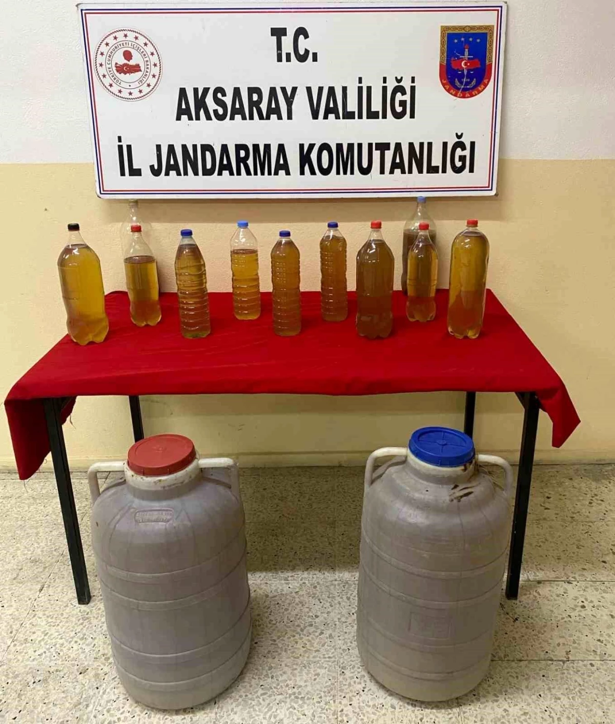 Aksaray\'da sahte içki operasyonu: 150 litre sahte içki ele geçirildi