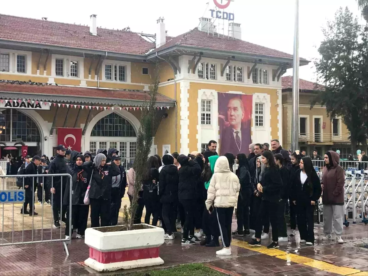 Atatürk\'ün Adana\'ya Gelişinin 101. Yıldönümü Törenle Kutlandı