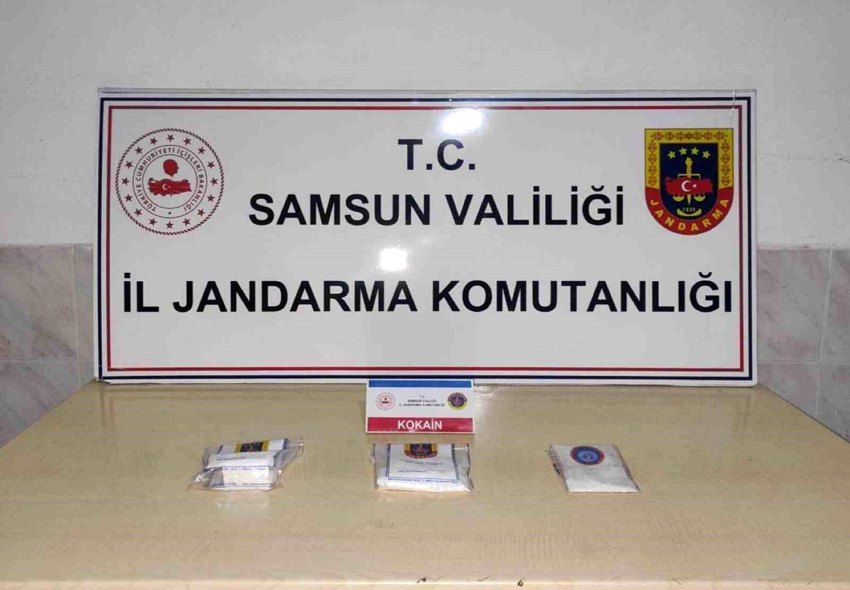 Samsun Bafra\'da Kokain Operasyonu: 2 Kişi Gözaltına Alındı