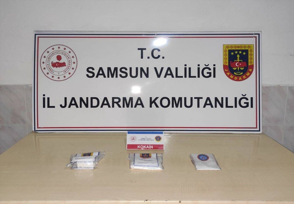 Samsun Bafra\'da Uyuşturucu Operasyonu: 2 Şüpheli Gözaltına Alındı