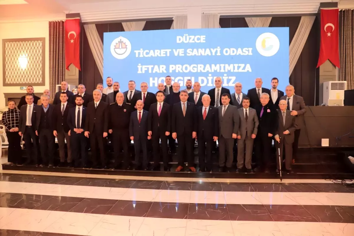 Düzce Ticaret ve Sanayi Odası Üyelerini İftar Organizasyonunda Ağırladı