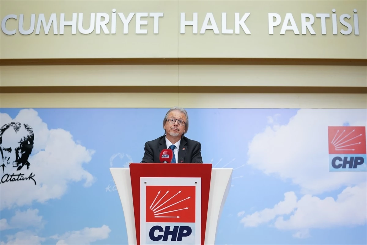 CHP Genel Başkan Yardımcısı Uzgel, Türkiye\'nin Filistin için garantörlük teklifini eleştirdi