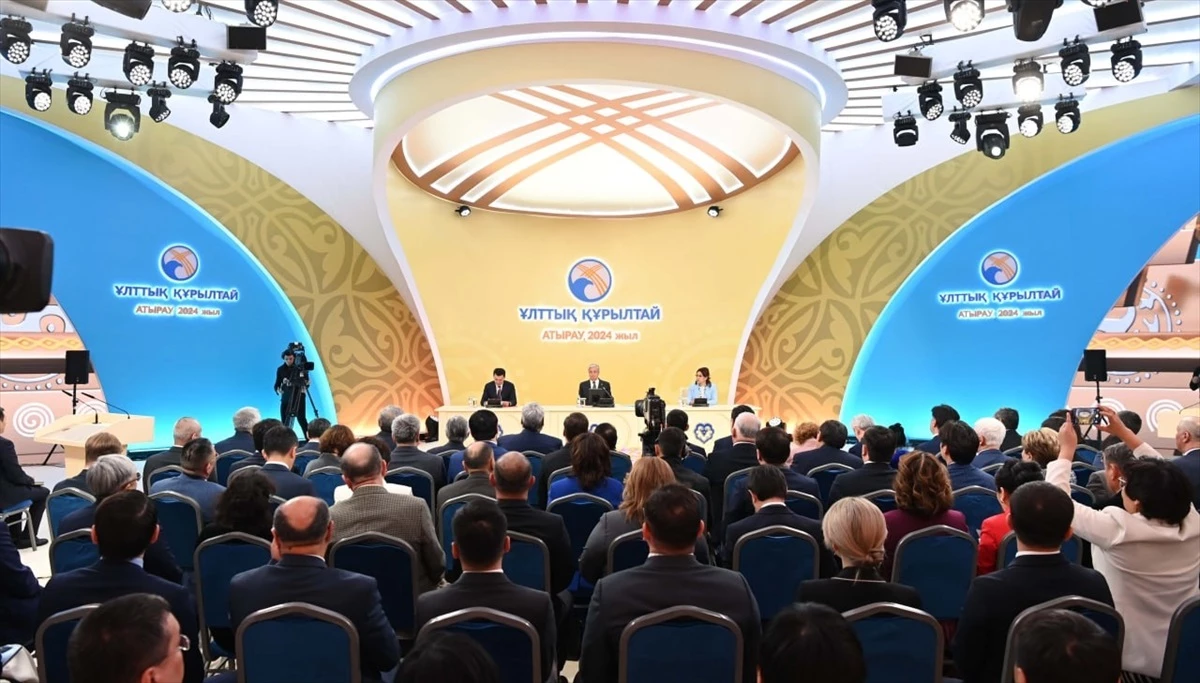 Kazakistan Cumhurbaşkanı Cömert Tokayev, Kazakistan\'ın yeni akademik tarihini yazmak için çalışmaların sürdüğünü belirtti