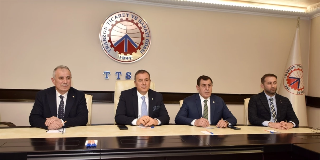 Trabzon\'da Fındık Sektörüne Destek Projesi Hakkında Bilgilendirme Toplantısı Düzenlendi