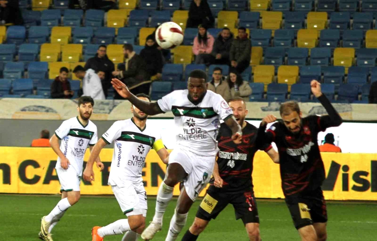 Gençlerbirliği, Kocaelispor\'u 2-0 Mağlup Etti
