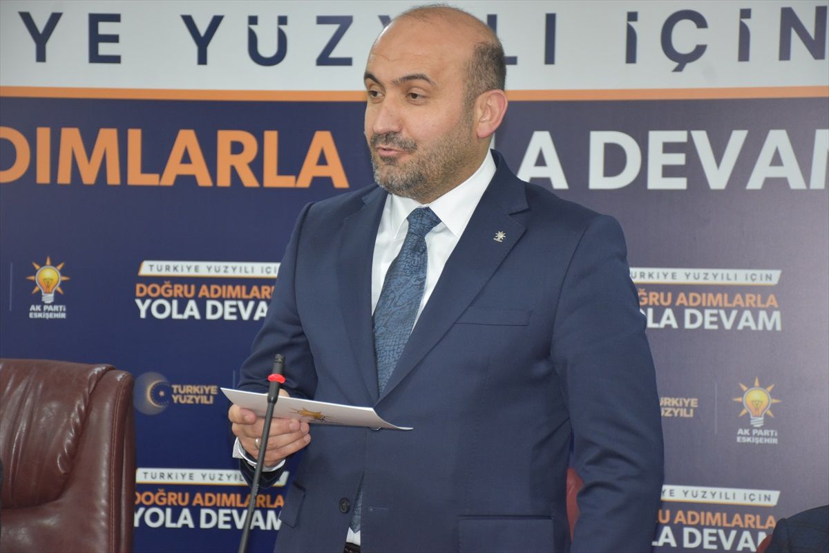 Ulaştırma Bakanı Uraloğlu: Eskişehir\'i de Türkiye haritasını da turuncuya boyayacağız