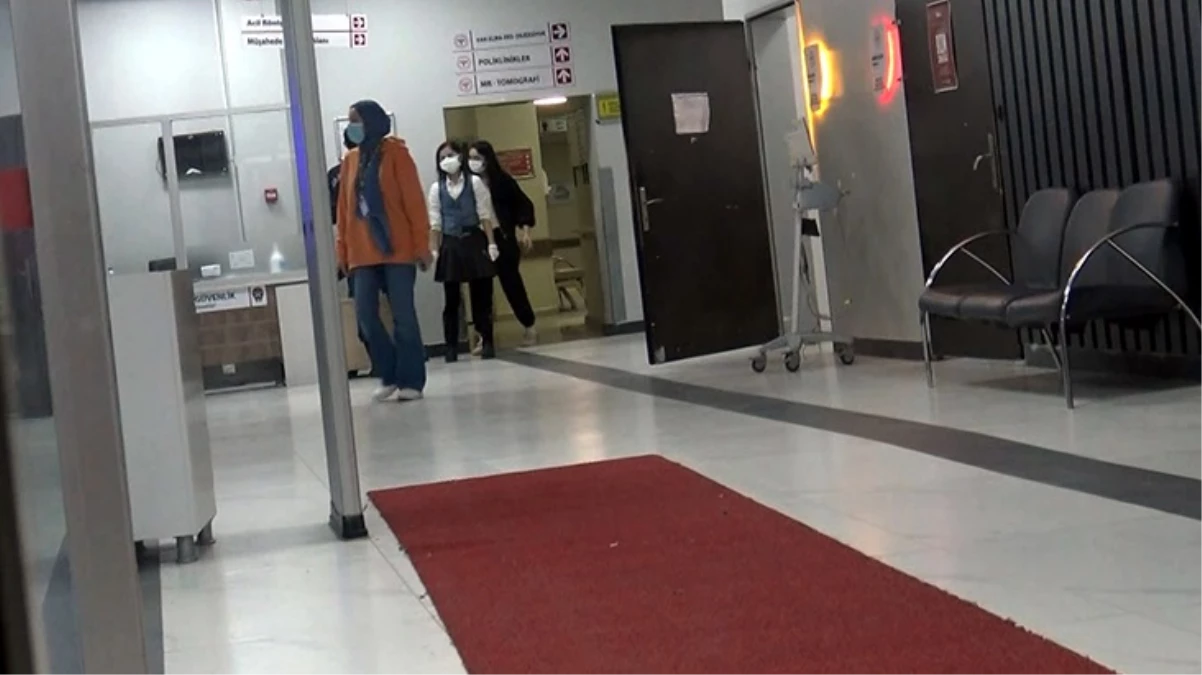 Avcılar Murat Kölük Devlet Hastanesi\'nin acil servisi \'izole hastalar\' nedeniyle kapatıldı