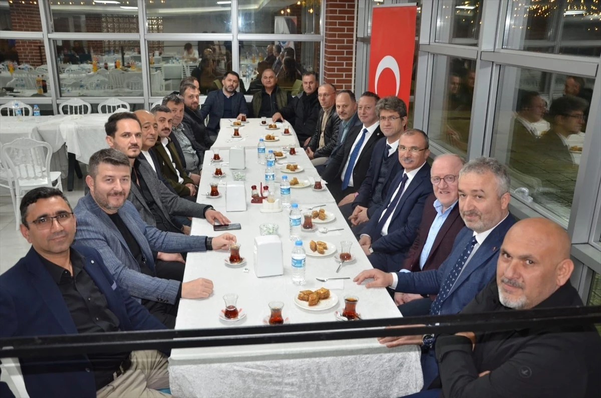 Bafra TSO Başkanı Kocabaş, İş İnsanları ve Esnafa İftar Verdi