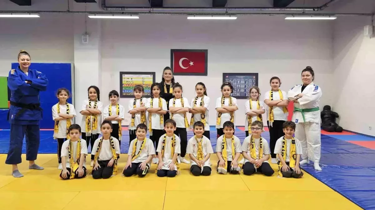 Bandırma\'da Gençler Sporla Buluşuyor