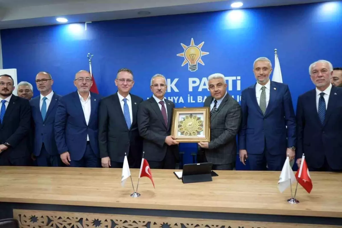 Hisarcık Belediye Başkanı Fatih Çalışkan, Ulaştırma ve Altyapı Bakanı\'na taleplerini iletti