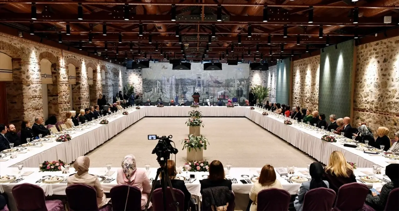 Emine Erdoğan: Türk insanını diğer milletlerden ayıran birlik ve dayanışma kültürüdür