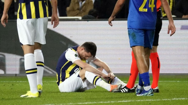 Fenerbahçe'de deprem! Mert Hakan Yandaş, Trabzonspor maçında oynamayacak