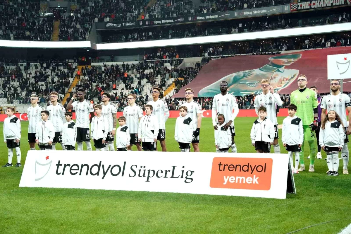 Beşiktaş, Antalyaspor karşısına 4 değişiklikle çıktı
