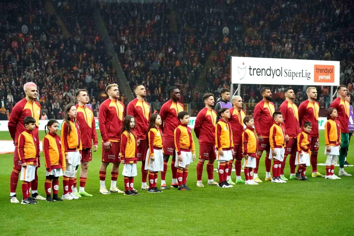 Galatasaray, Milli Maçlar Arasında Antalya\'da Kamp Yapacak