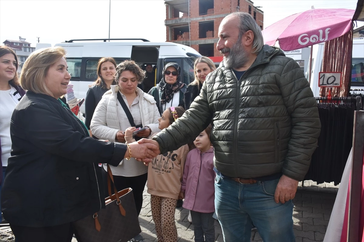 Artvin Kemalpaşa\'da Kadın Muhtar Adayı Emine Akbıyık, Kadın Dayanışmasıyla Seçimi Kazanmaya İnanıyor