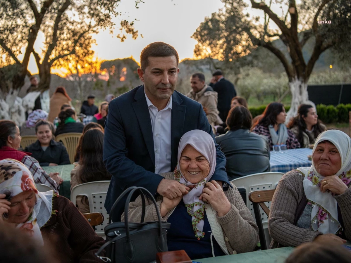 Kuşadası Belediye Başkanı Ömer Günel, Kirazlılı hemşehrileriyle iftar sofrasında buluştu