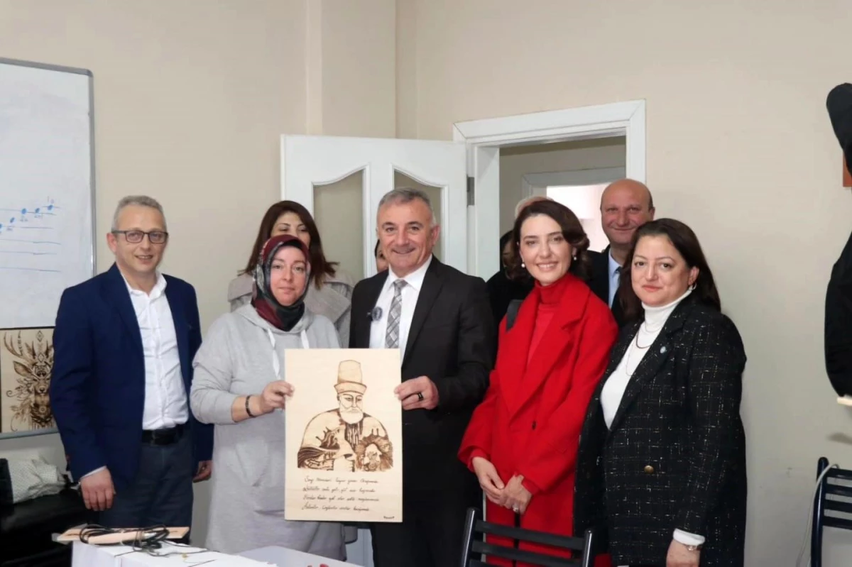 İYİ Parti Kdz. Ereğli Belediye Başkan Adayı Murat Sesli Alevi Kültür Dernekleri\'ni ziyaret etti