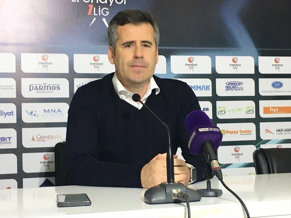 Teksüt Bandırmaspor Teknik Direktörü Hüseyin Eroğlu: Futbol, bitiş düdüğüne kadar konsantrasyonun bozulmaması gereken bir oyun