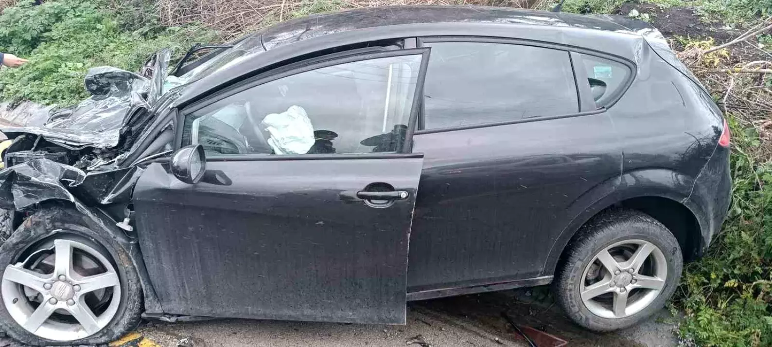 Vidanjör ile otomobil çarpıştı: Sürücü yaralandı