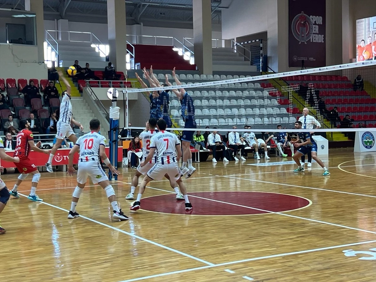 Arkas Spor, deplasmanda Bigadiç Belediyespor\'u 3-0 yendi