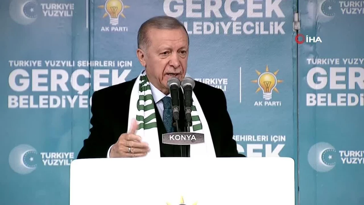Cumhurbaşkanı Erdoğan: "Eser ve hizmet siyaseti konusunda hamdolsun ülkede elimize su dökecek kimseyi tanımıyoruz"