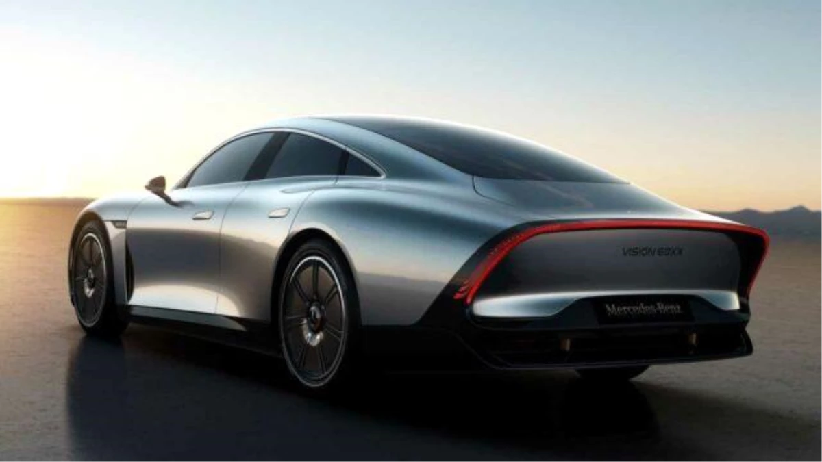 Mercedes-Benz Vision EQXX, 100 km\'de rekor kıran enerji verimliliğiyle dikkat çekiyor
