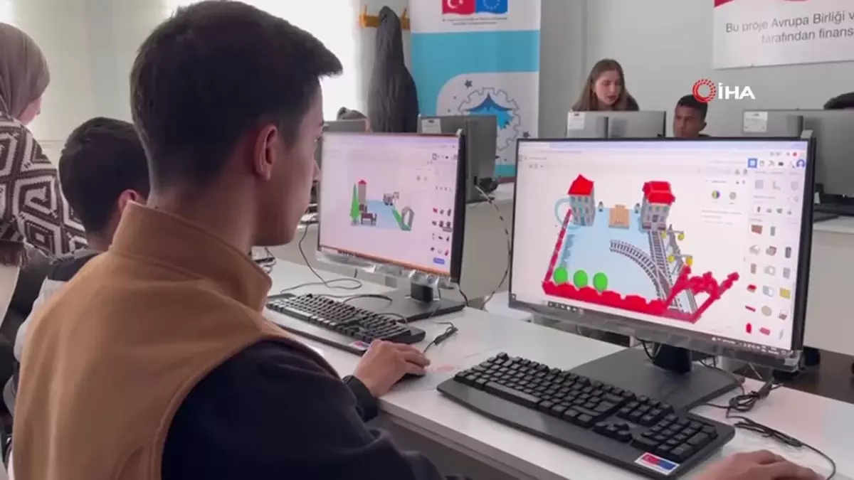 Geleceğin Teknoloji Yıldızları Yüksekova\'da Yetişiyor