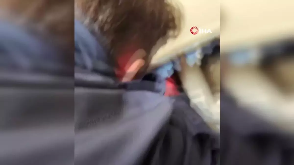 İtfaiye ekipleri sıkışan yavru kediyi böyle kurtardı