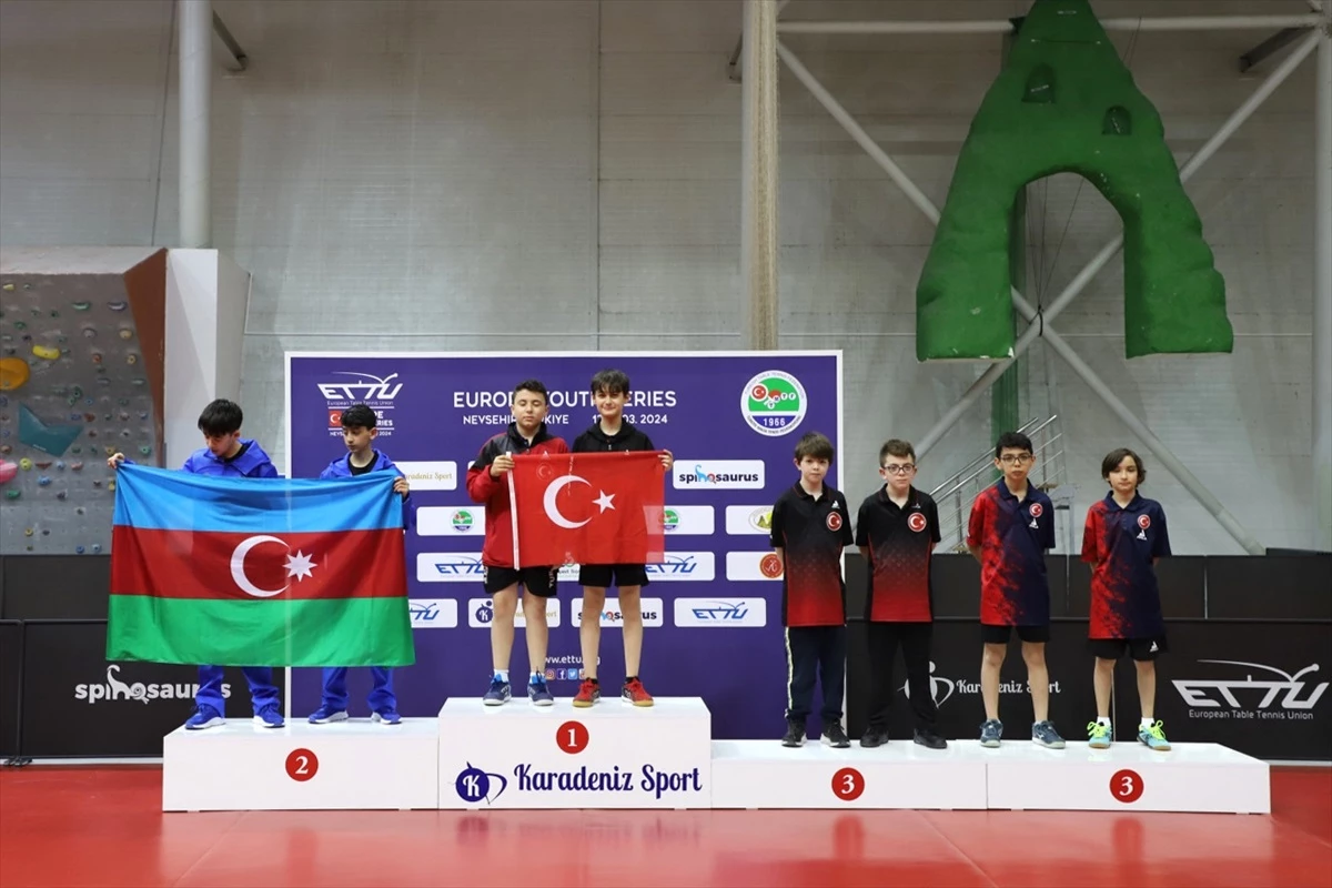Nevşehir\'de düzenlenen masa tenisi müsabakaları tamamlandı