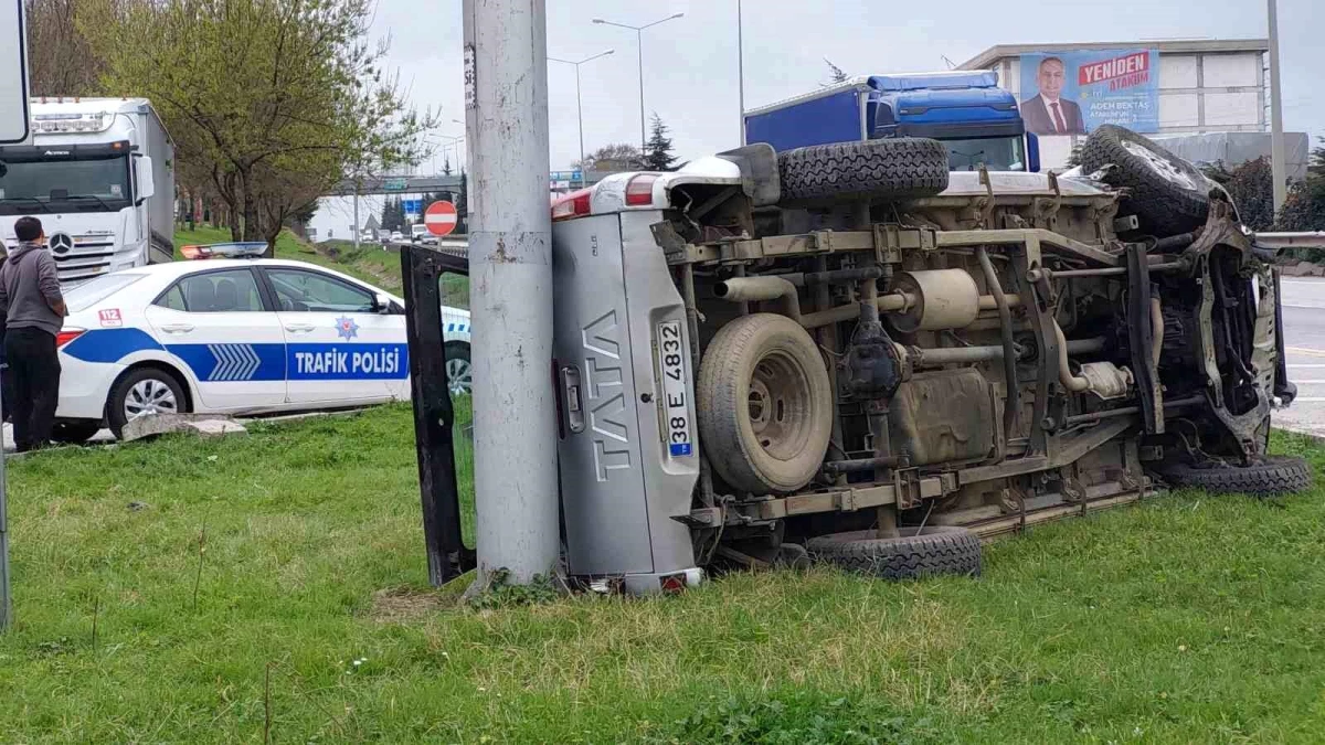 Samsun\'da trafik kazası: 2 kişi yaralandı