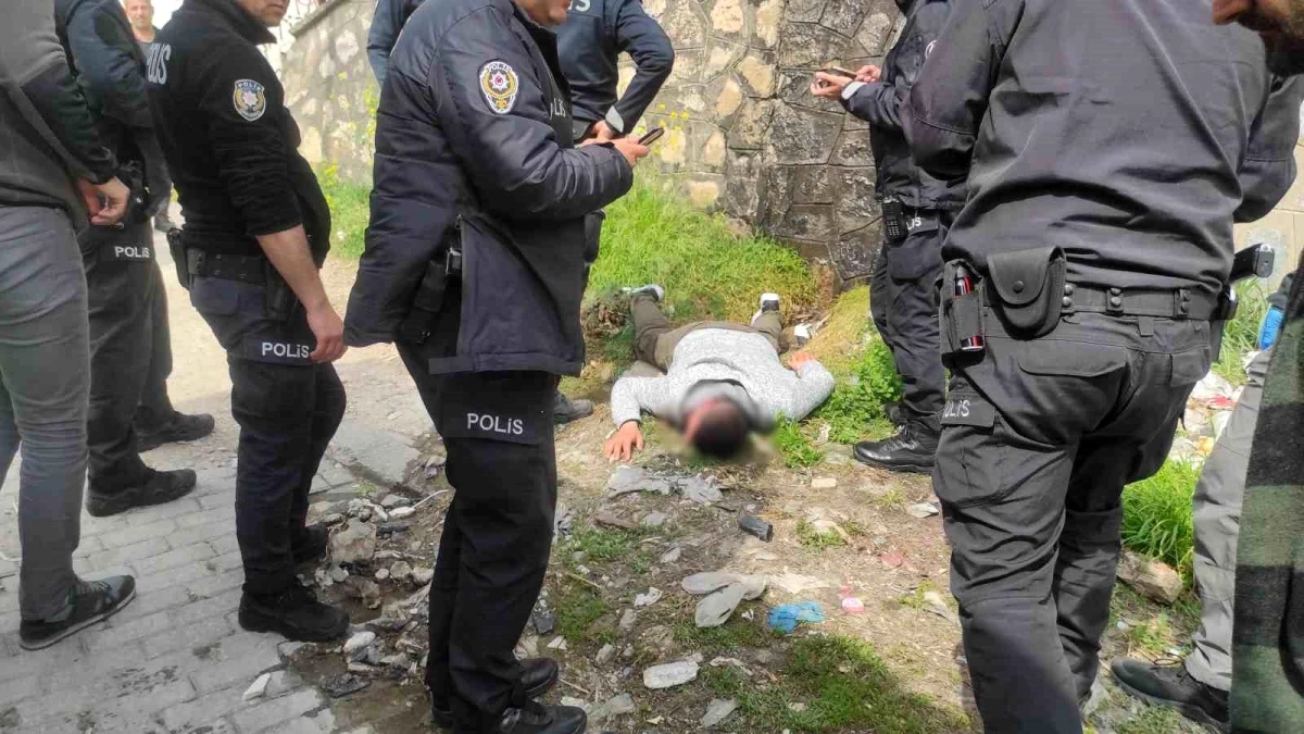 Aydın\'da 10 Metreden Düşen Genç Hastaneye Kaldırıldı