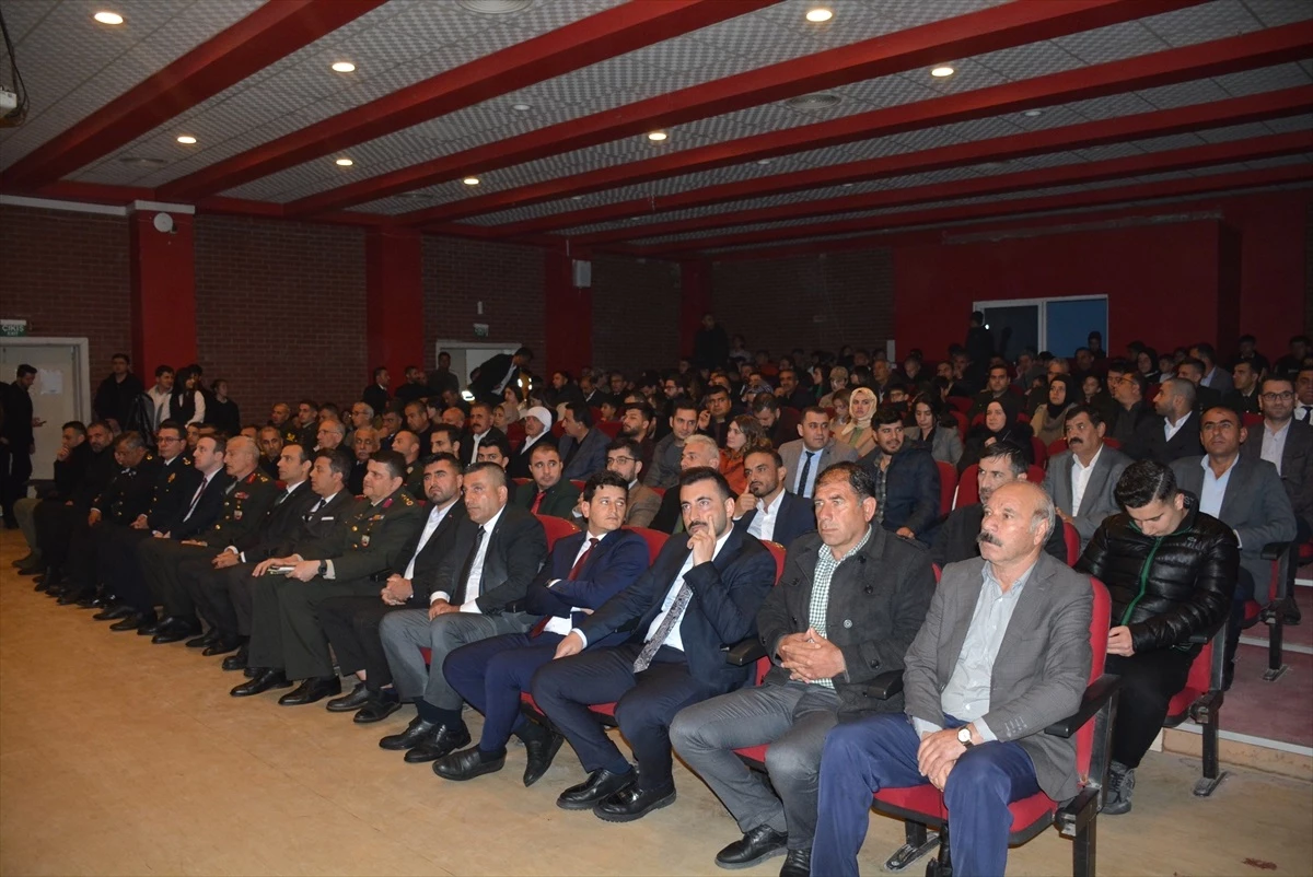 Şırnak'ta Çanakkale Şehitleri Anma Töreni Düzenlendi