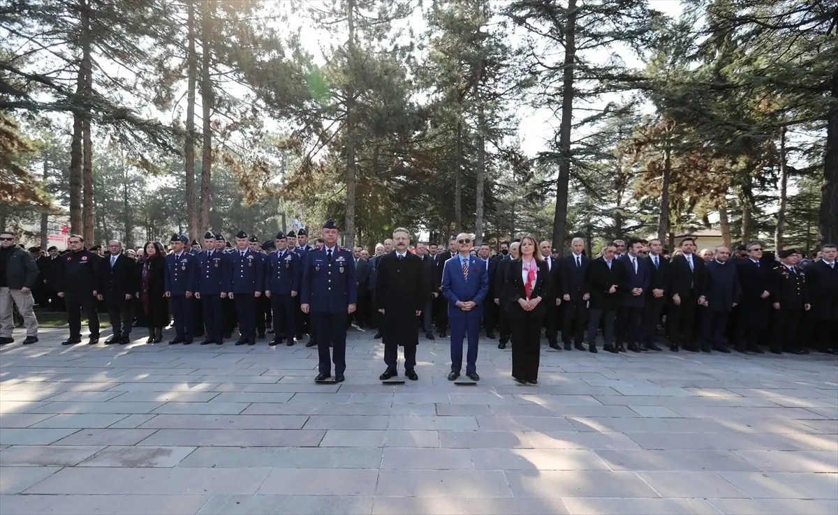 Eskişehir\'de Şehitleri Anma Günü ve Çanakkale Zaferi Töreni Düzenlendi