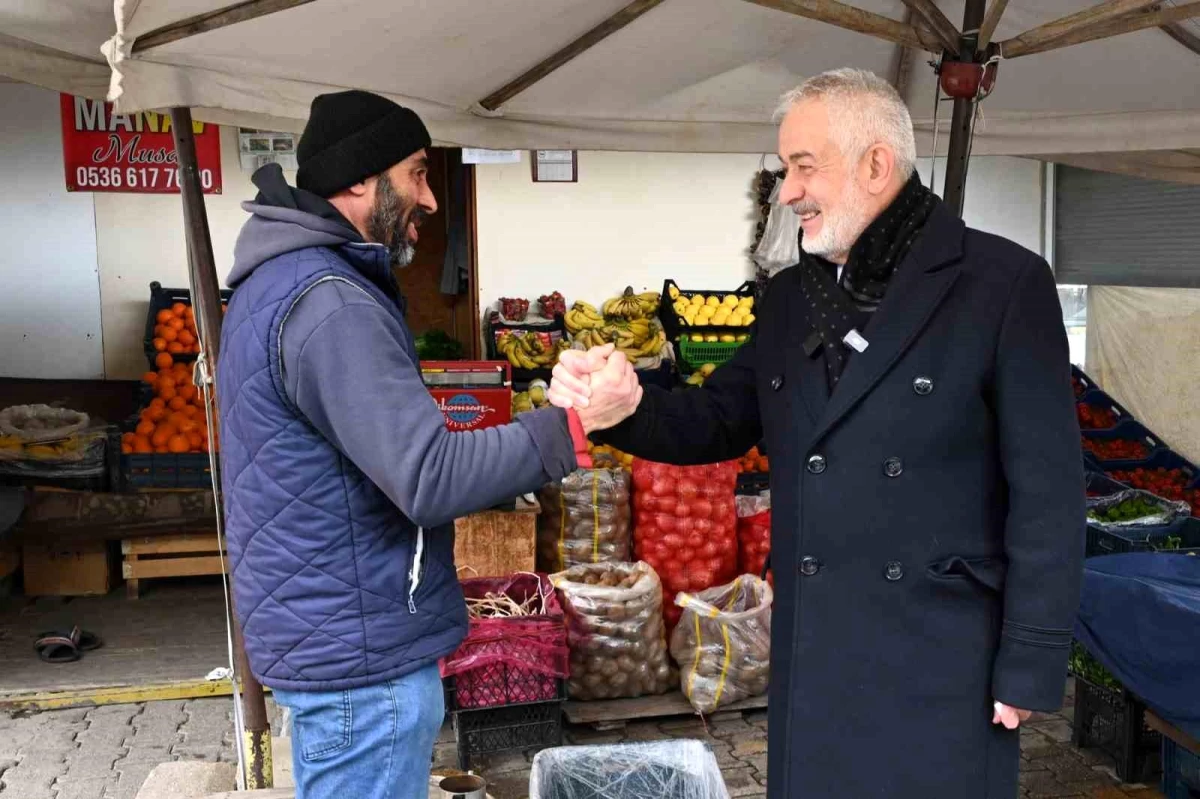 Isparta Belediye Başkanı Şükrü Başdeğirmen Köy Garajı ve çevresindeki esnafa ziyarette bulundu