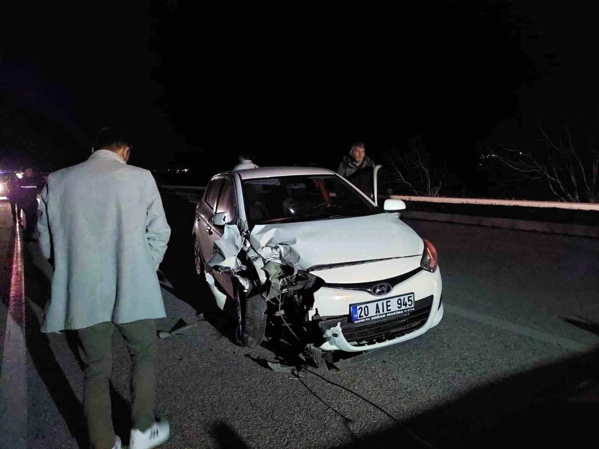 Burdur\'da Kaza: 3 Kişi Yaralandı