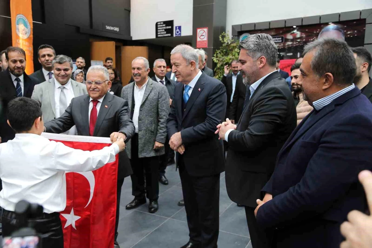 KAYMEK, Çanakkale Zaferi ve Şehitleri Anma Günü\'ne özel program düzenledi