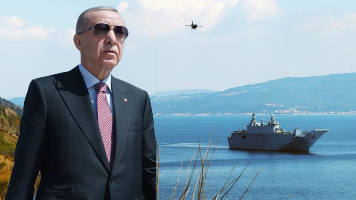 Çanakkale\'deki törende tüyleri diken diken eden görüntü! Zafer geçişine TCG Anadolu da katıldı