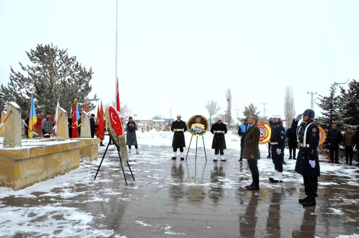Ardahan\'da 18 Mart Şehitleri Anma Günü ve Çanakkale Deniz Zaferi Töreni Düzenlendi