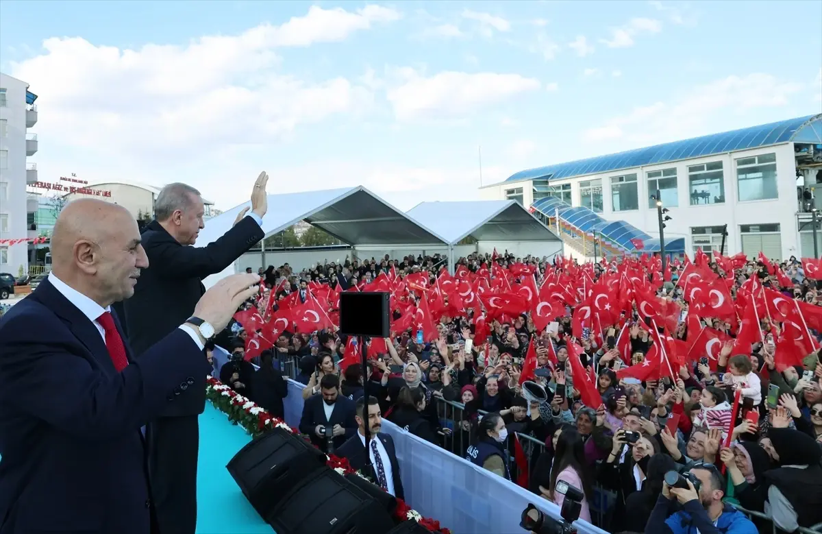 Erdoğan: Vizyonsuzluk, programsızlık, projesizlik öne çıkarılmaya çalışılıyor