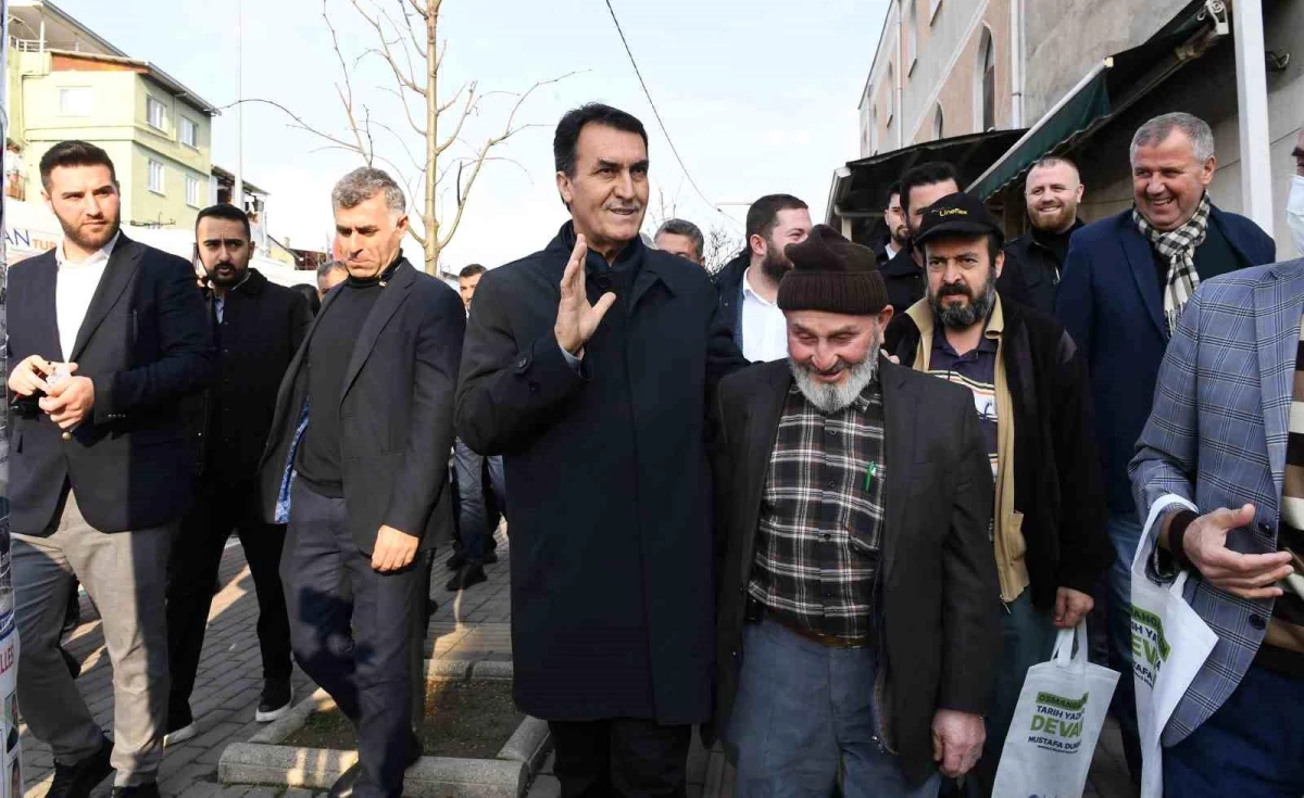 Osmangazi Belediye Başkanı Mustafa Dündar, yeni seçim ofisini kentsel dönüşümle yeniledi
