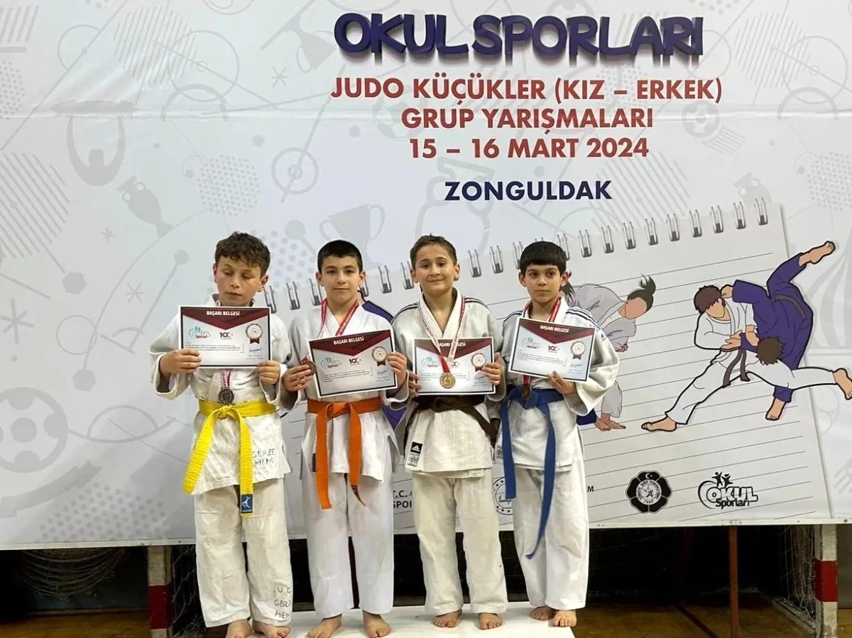Düzceli Sporcular Zonguldak\'ta 7 Madalya Kazandı