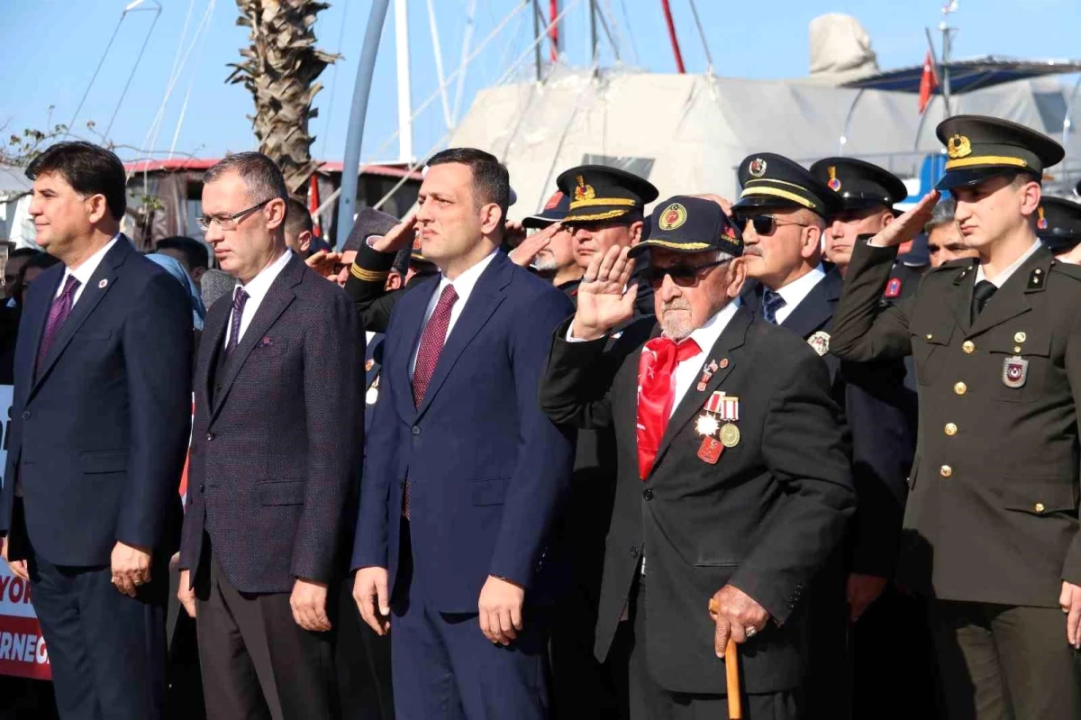 Fethiye\'de 18 Mart Şehitleri Anma Günü ve Çanakkale Deniz Zaferi Töreni