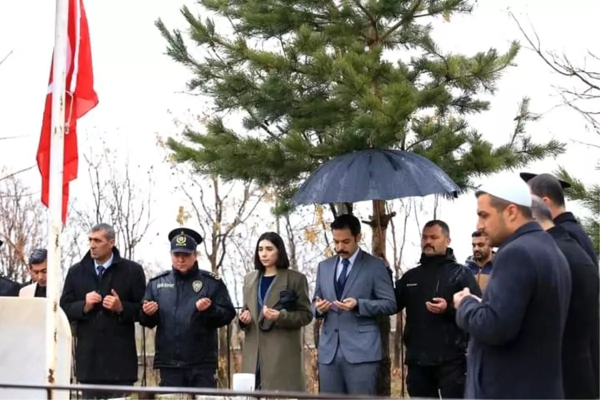 Bitlis\'te Çanakkale Zaferi ve Şehitleri Anma Günü Programı Düzenlendi