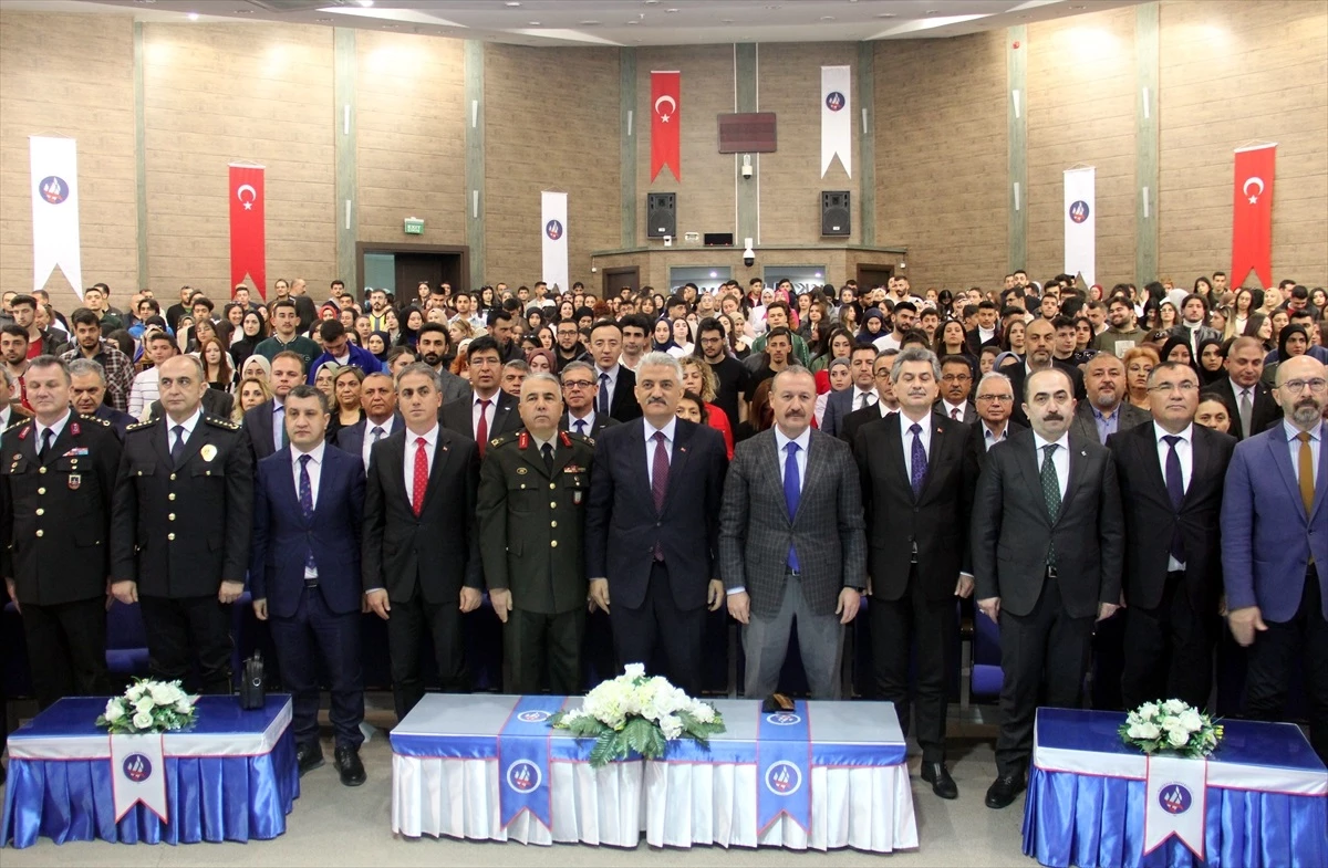 Kırıkkale Üniversitesi\'nde 18 Mart Çanakkale Zaferi konferansı düzenlendi