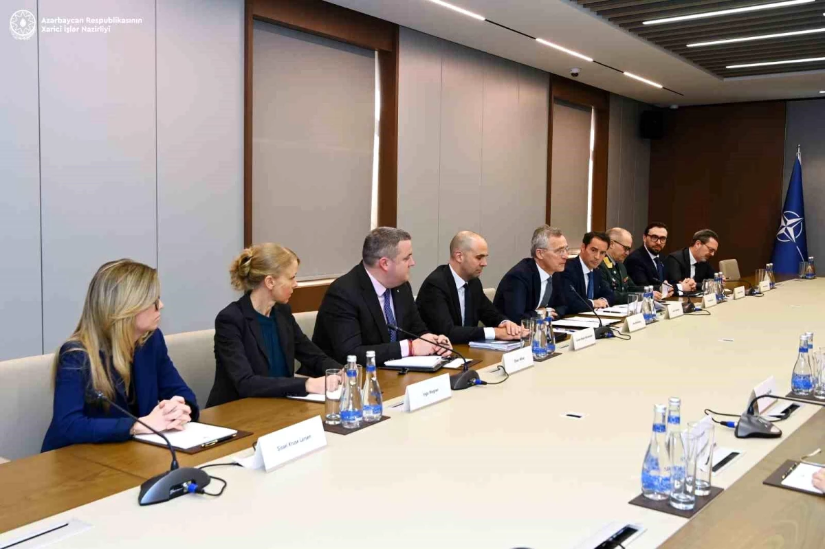 NATO Genel Sekreteri Jens Stoltenberg, Azerbaycan Dışişleri Bakanı Ceyhun Bayramov ile bir araya geldi