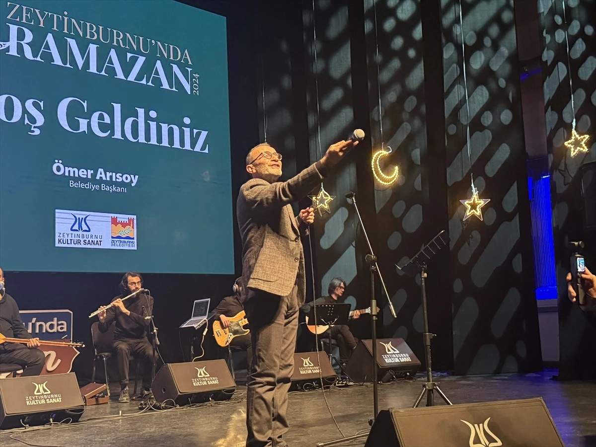 Ömer Karaoğlu, Zeytinburnu Belediyesi etkinliğinde sahne aldı