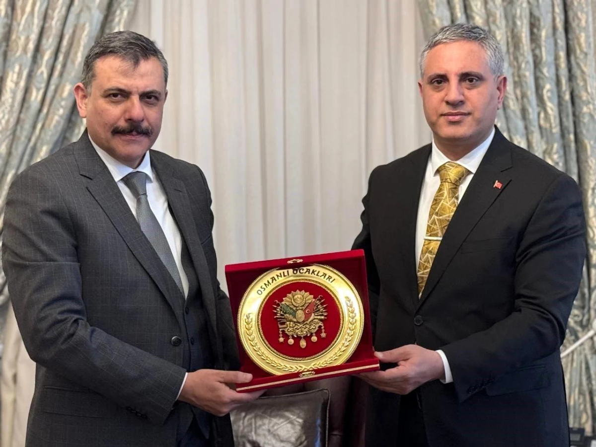 Osmanlı Ocakları Genel Başkanı Erzurum Valisi\'ni ziyaret etti