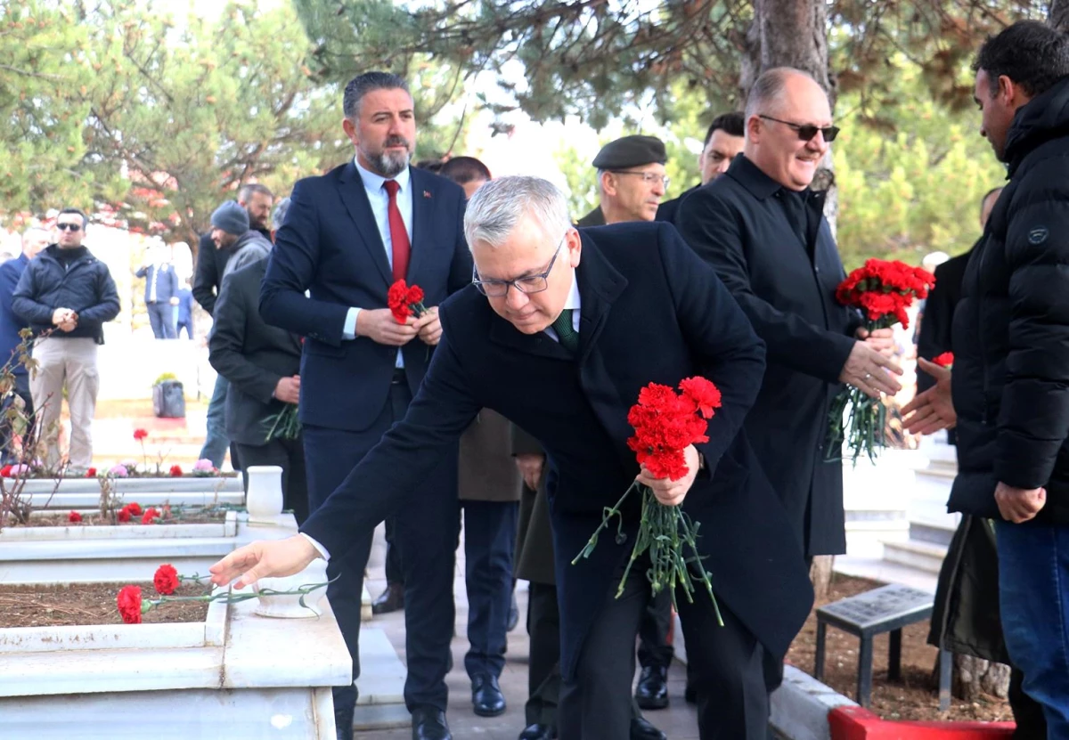 Sivas\'ta Çanakkale Zaferi ve Şehitleri Anma Günü Töreni Düzenlendi