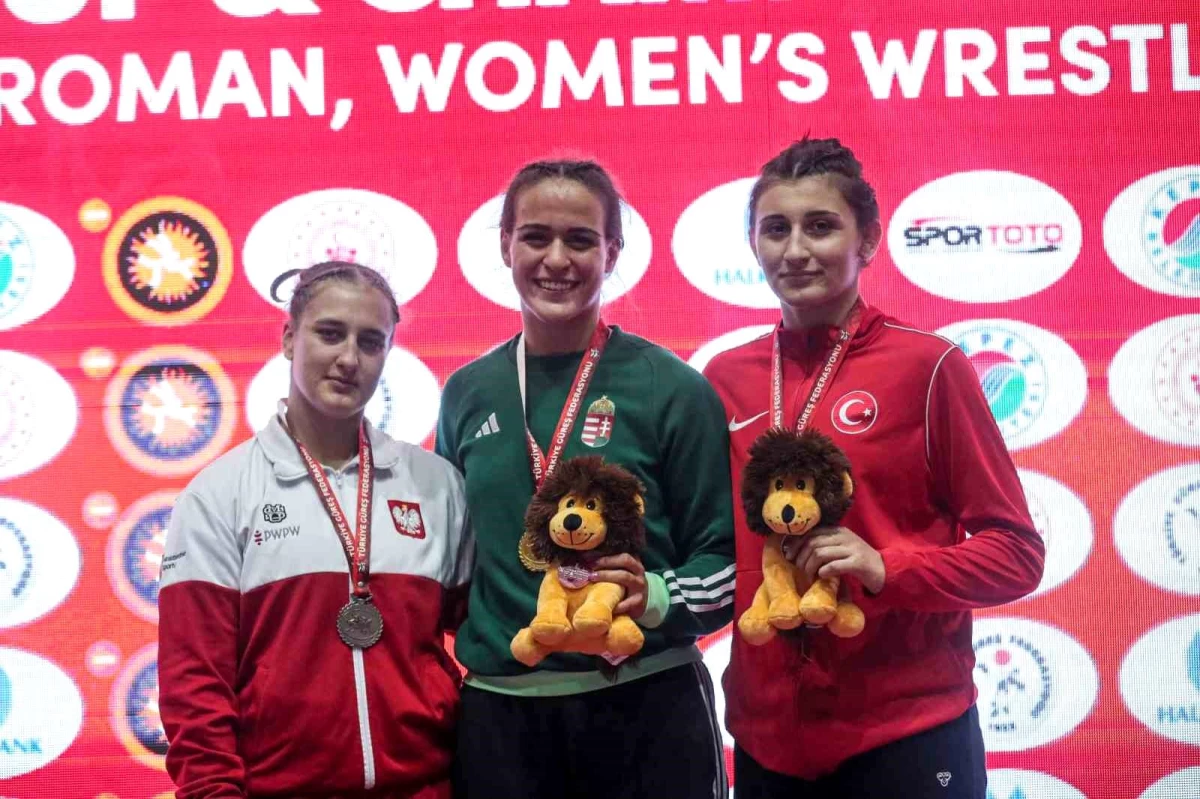 Türkiye, Uluslararası Şampiyonlar Turnuvası\'nda Kadınlarda Şampiyon Oldu